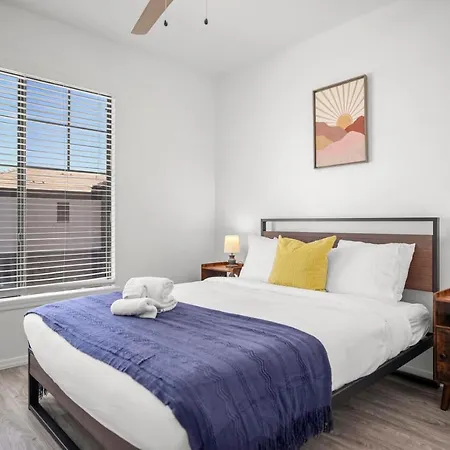 Cozysuites Modern Urban In Historic Glendale Exterior photo