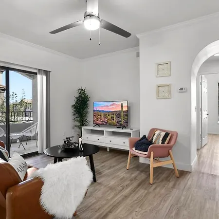 Cozysuites Modern Urban In Historic Glendale Exterior photo