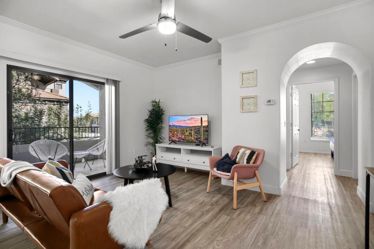 Cozysuites Modern Urban In Historic Apartment