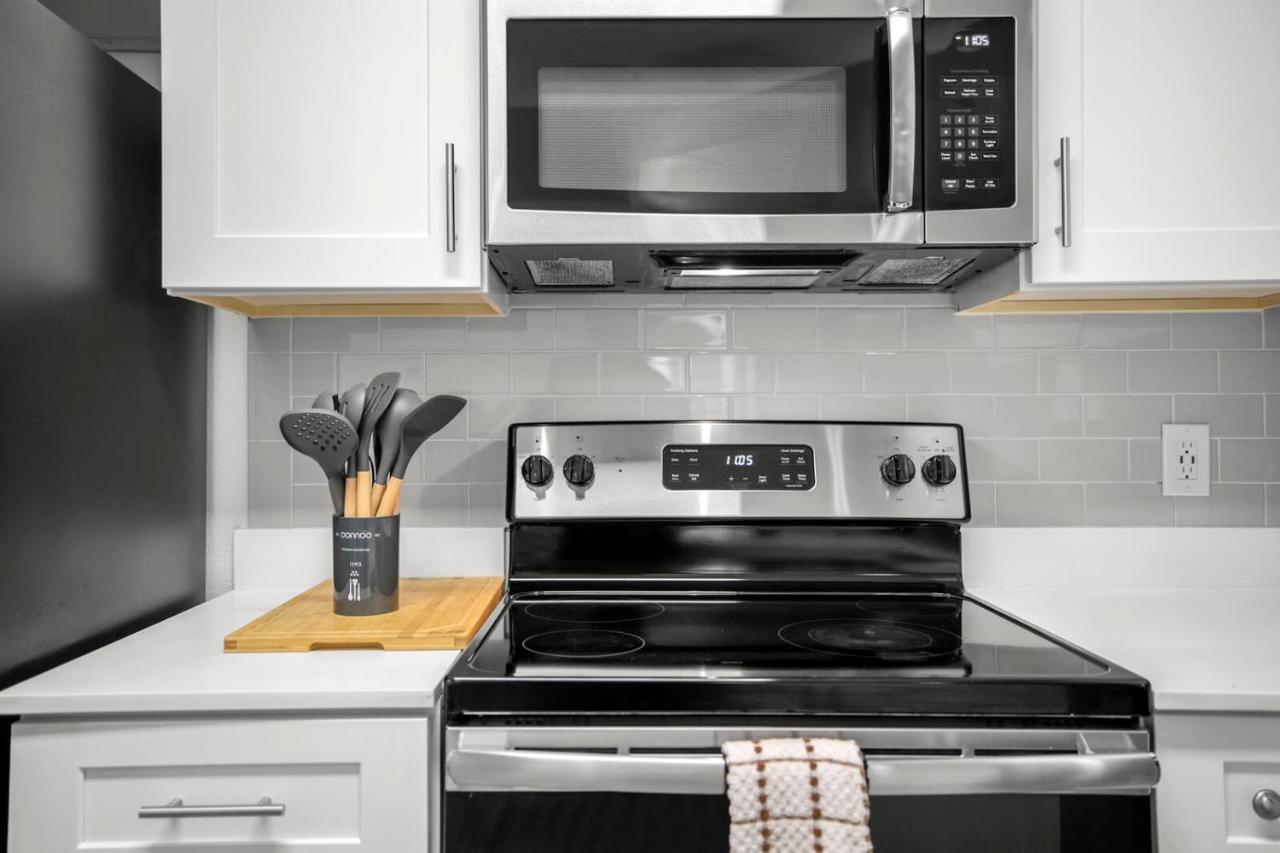 Cozysuites Modern Urban In Historic * Glendale